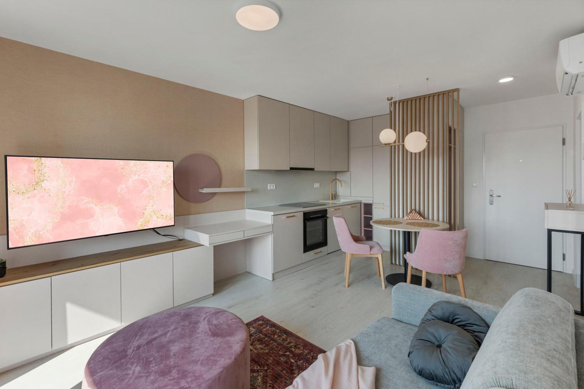 Lam Rose - Ac - Terrace Apartment บราติสลาวา ภายนอก รูปภาพ